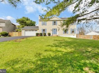 12245 Parkstream Ter, Herndon, VA 20170