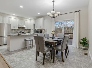 3304 Timber Run Dr, Columbia, MO 65203