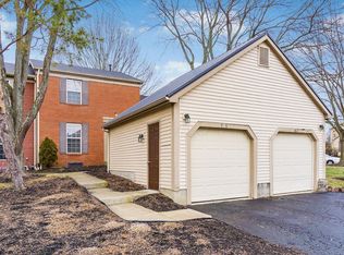 90 Ravine Ridge Dr S, Powell, OH 43065