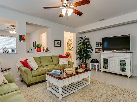 5th image of 421 Breckenridge Cir SE