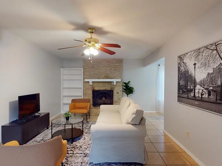 7611 Lunar Dr — Photo 7