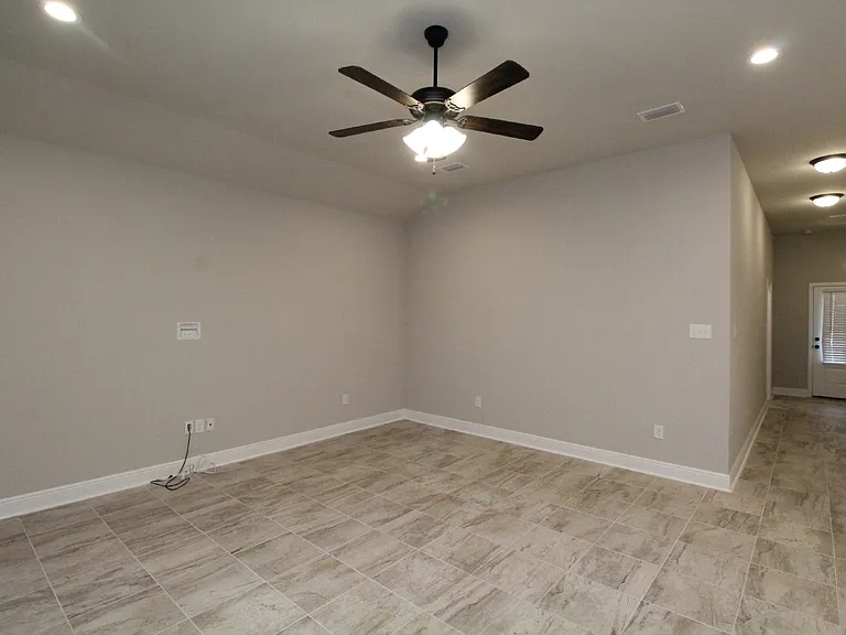 8480 Beech Tree Rd — Photo 4