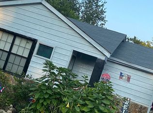 208 Lewis St, Muscle Shoals, AL 35661