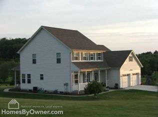 126 Stone Gate Dr, Leechburg, PA 15656