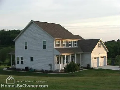 126 Stone Gate Dr photo 1