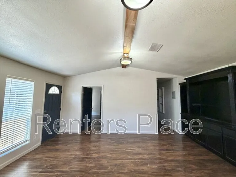 4308 E 4th Pl — Photo 17
