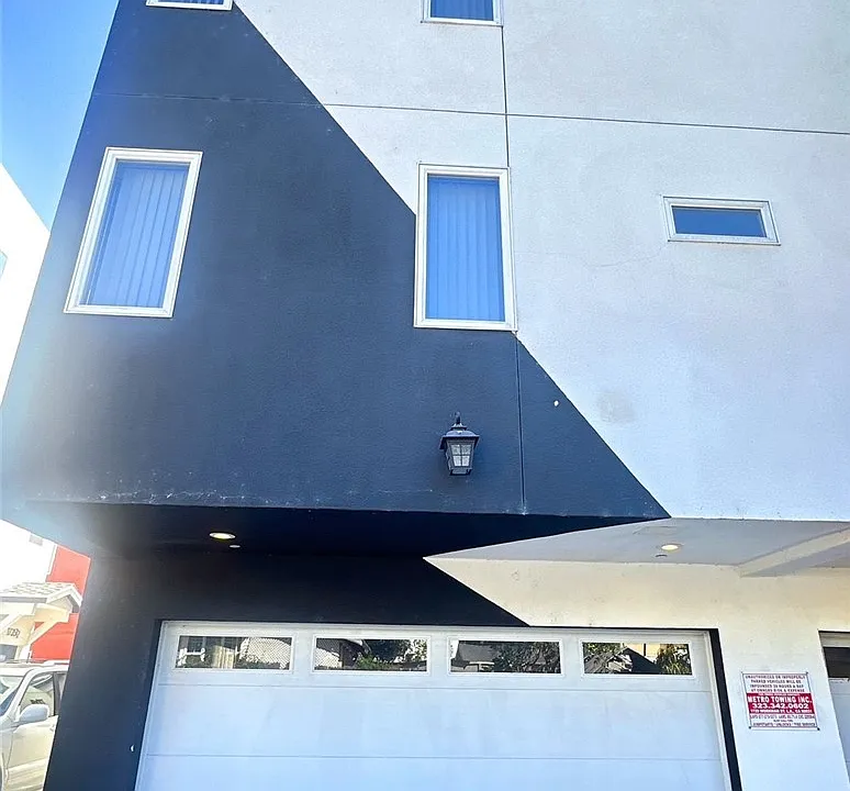 1739 Magnolia Ave