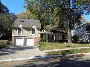 5904 N Mersington Ave, Kansas City, MO 64119