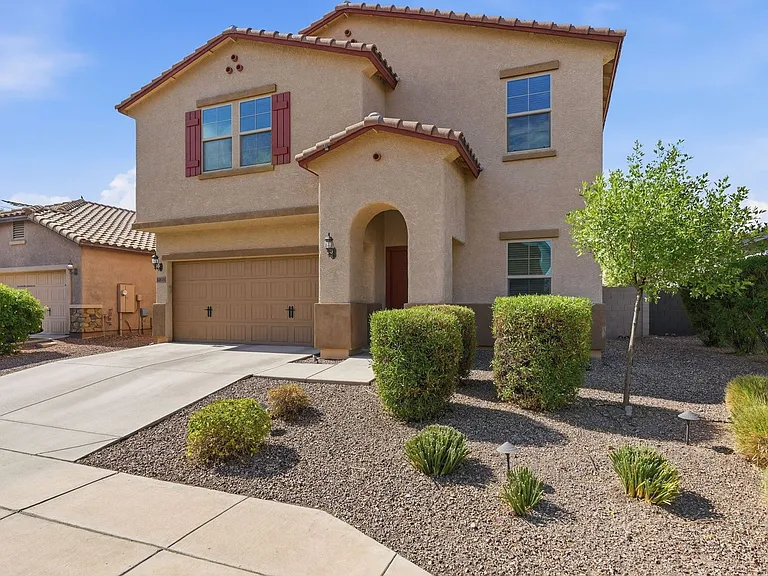 10815 W Avenida Del Rey — Photo 38