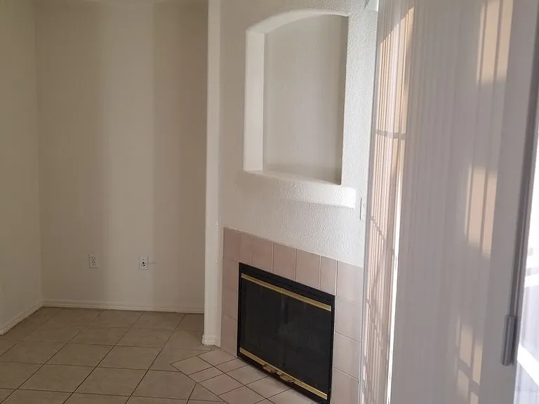 4730 E Craig Rd #26 — Photo 5