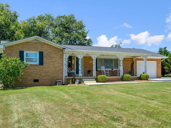 4920 Dodson Branch Rd, Cookeville, TN 38501