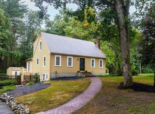 73 Shingle Mill Ln, Hanover, MA 02339