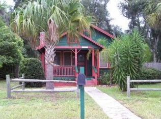 919 E 8th Ave, Mount Dora, FL 32757