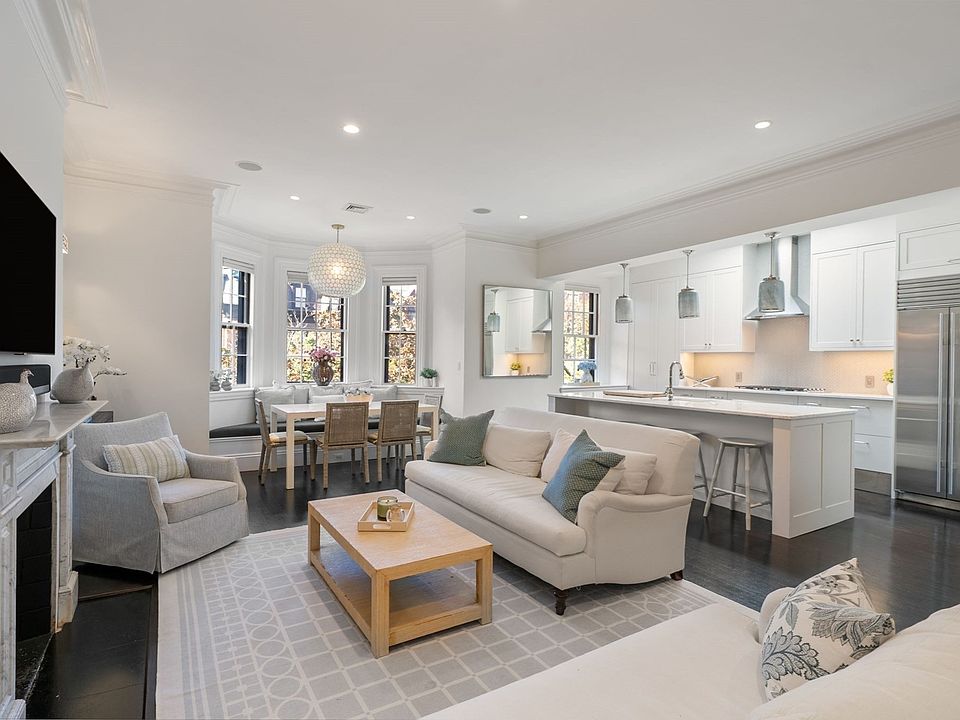1st image of 176 Marlborough St APT 3