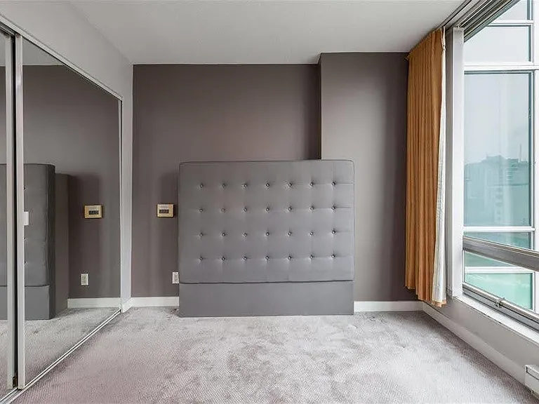 1200 Georgia St W #1405 — Photo 11