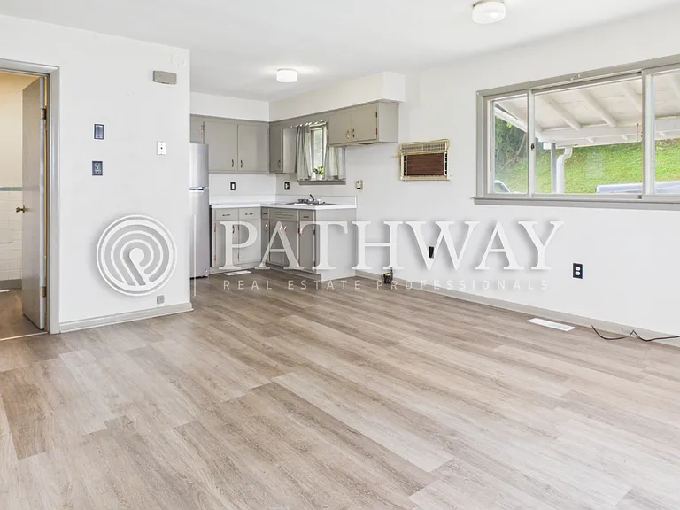 22199 Energy Hwy #2 — Photo 2