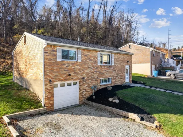 224 Springwood Dr, Verona, PA 15147