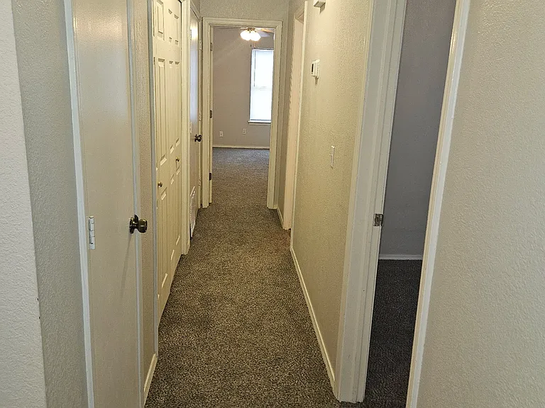 1504 W Madison St — Photo 5