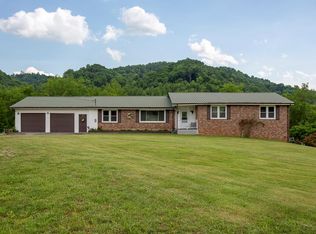 476 Circle Dr, Castlewood, VA 24224