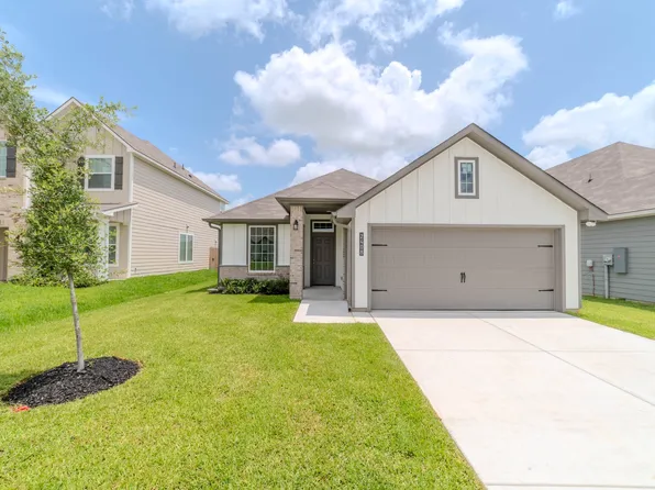 2408 Rooke Rd, Bryan, TX 77807