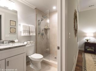 1052 W Monroe St #823, Chicago, IL 60607