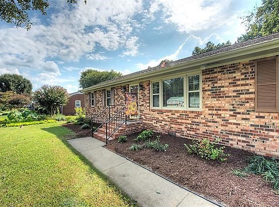 5th image of 7137 Peach Orchard Ln
