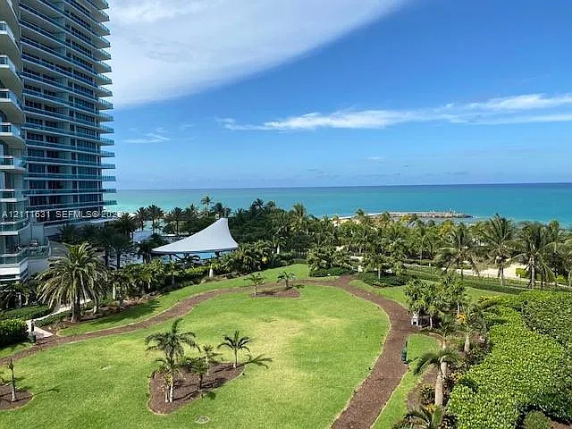 10275 Collins Ave #603