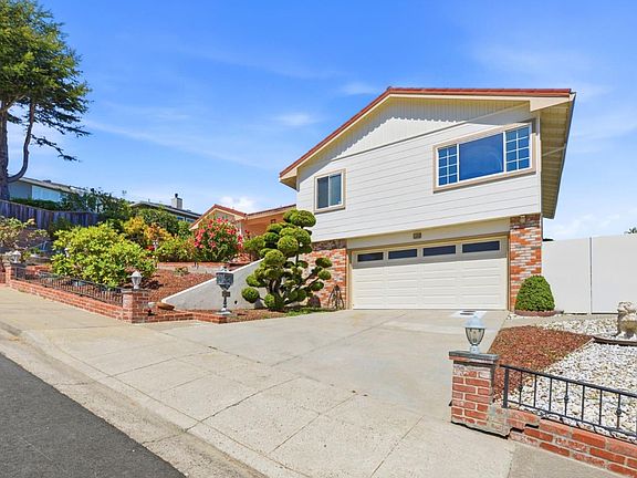 4th image of 1284 Encina Dr