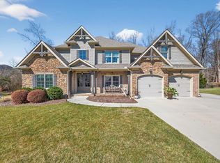 6464 Deep Canyon Rd, Hixson, TN 37343