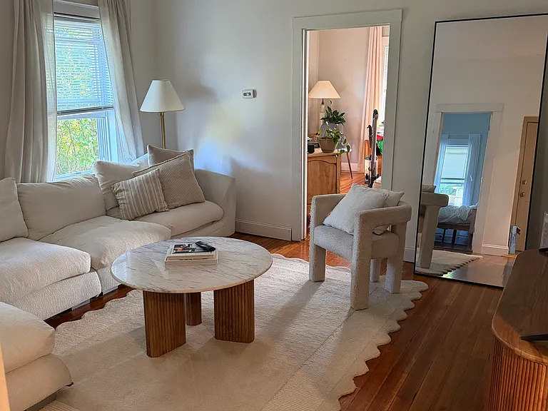 44 Auburn St #1 — Photo 5