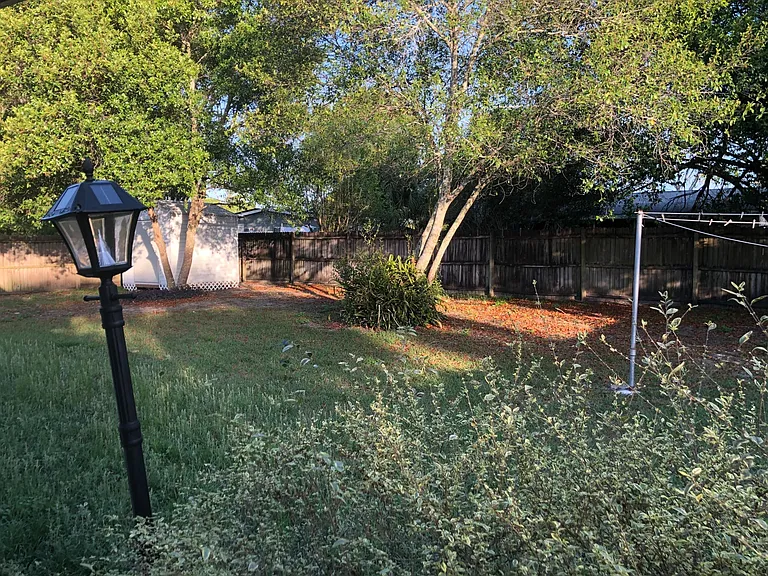 7047 Merrick Ln — Photo 3