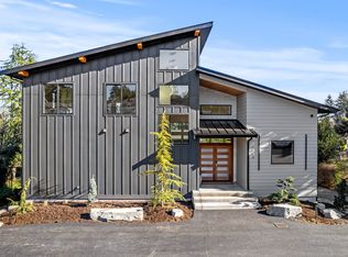 6305 Soundview Dr, Gig Harbor, WA 98335