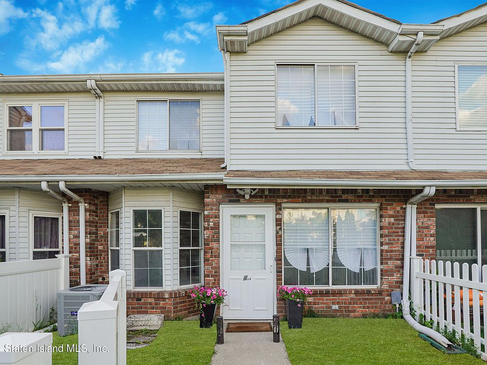 1st image of 41 Country Dr W #A