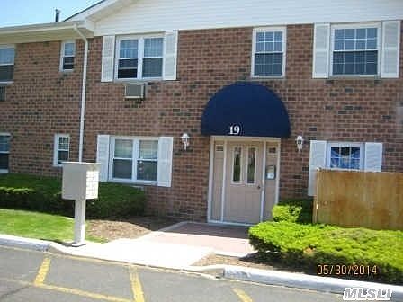 2nd image of 460 Old Town Rd APT 19H