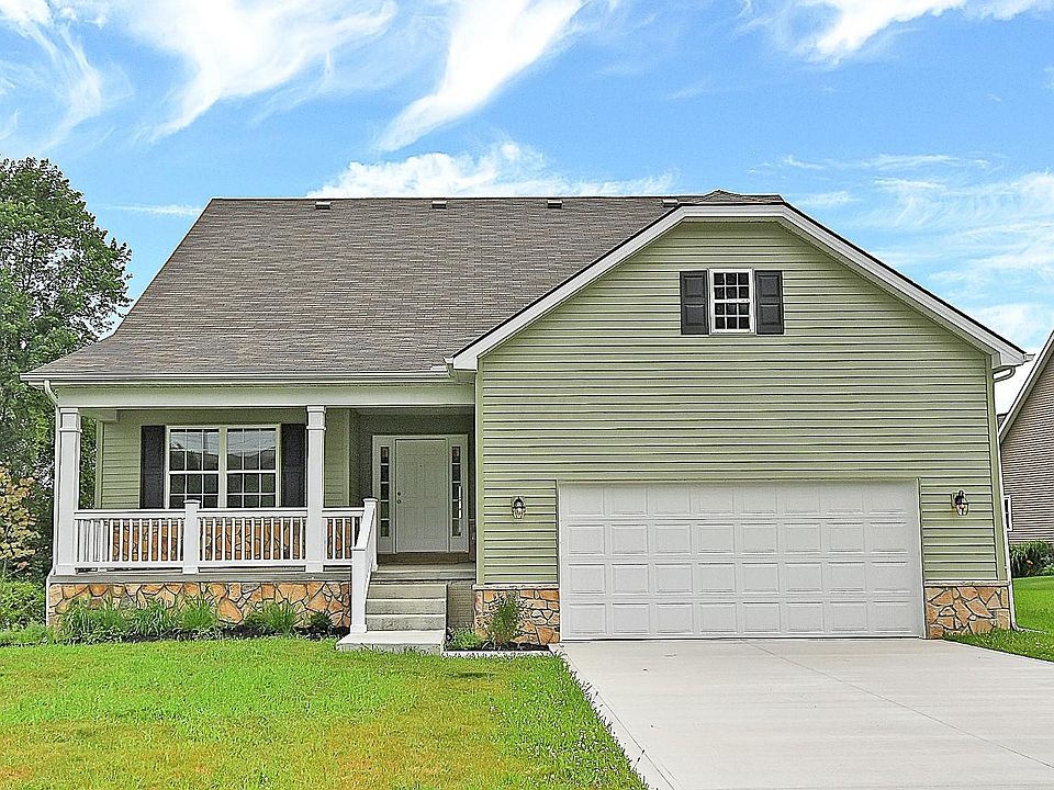 1st image of 792 Francis Dr