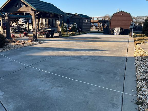 2nd image of 456 Mountain Creek Rd Lot 162