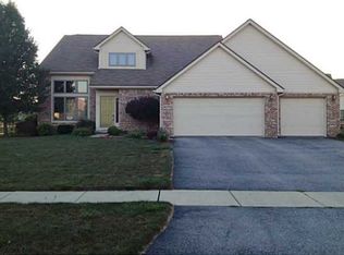 26595 Woodmont Dr, Perrysburg, OH 43551