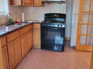 149-38 15th Rd #2, Whitestone, NY 11357