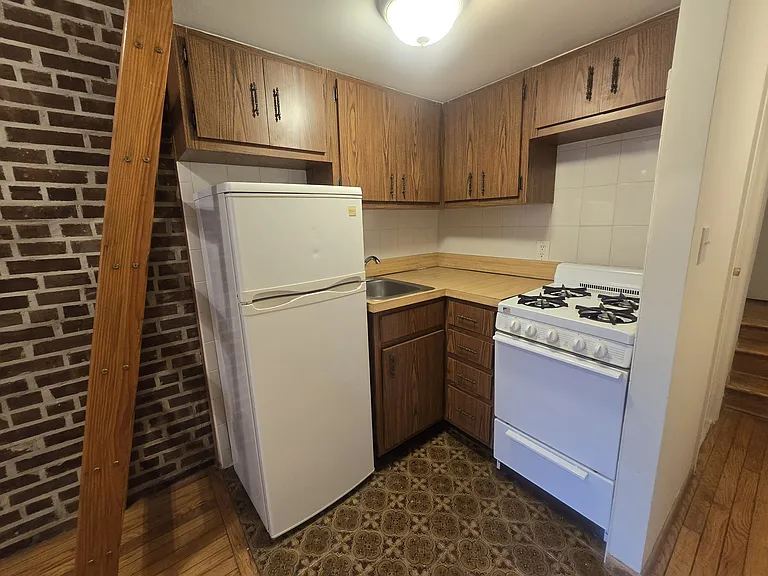 302 W 76th St #2D — Photo 2
