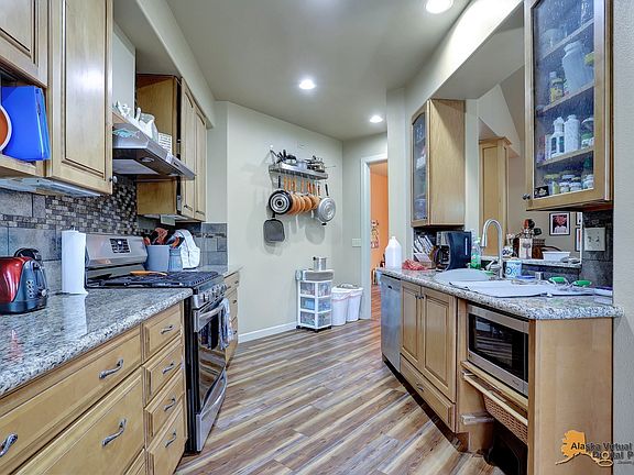 3rd image of 22808 Green Garden Dr