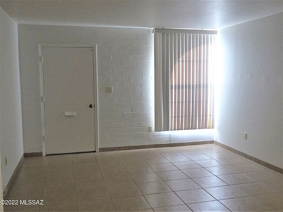 5th image of 348 S Paseo Madera #C