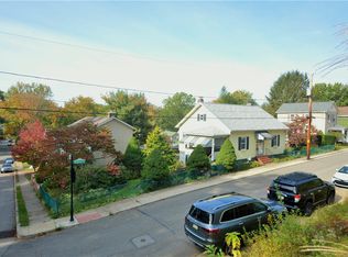 303 Highland Ln, Sewickley, PA 15143