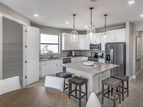 Open Kitchen with Center Island