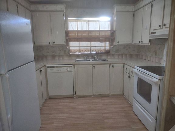2nd image of 1264 Fir Dr #93