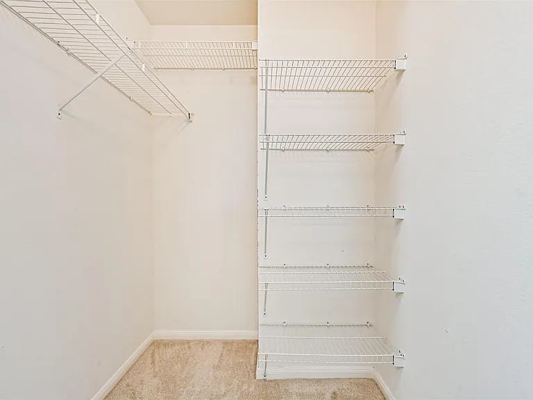 4714 Montclair Hill Ln — Photo 32