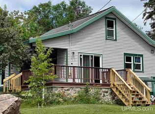 90 S Range Rd #1, Ironwood, MI 49938