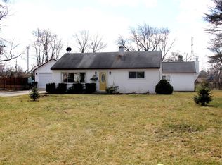 26W275 Peterson Ave, Carol Stream, IL 60188