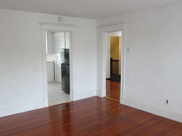 1/2 Hull Ave — Photo 14