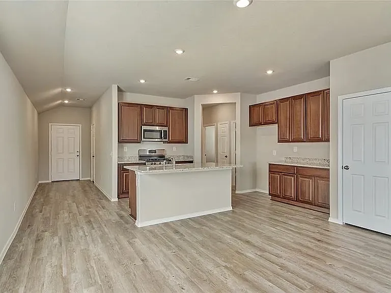 1854 Brushy Cedar Dr — Photo 13