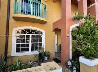 Bonita Golf View, Hialeah, FL 33015